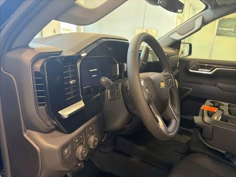 New 2026 Chevrolet Silverado 1500 LT w/ Z71 Off-Road Package image 15