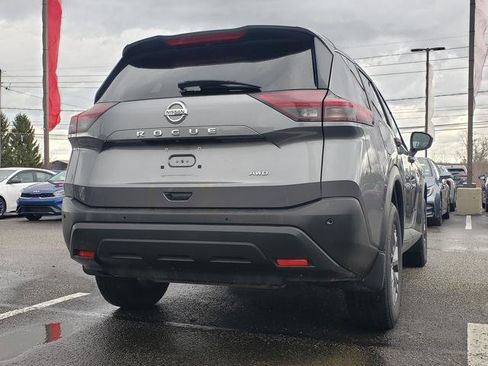 Used 2021 Nissan Rogue S image 3