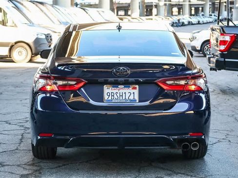 Used 2022 Toyota Camry SE image 7
