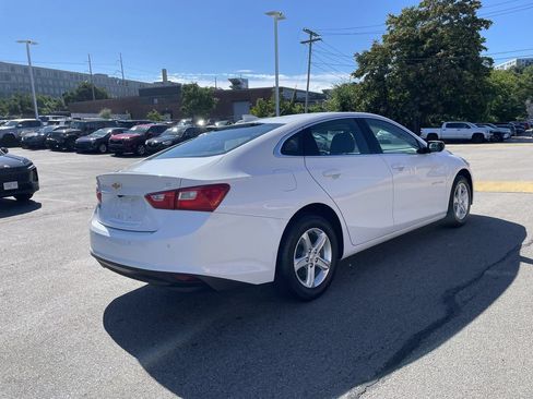 Used 2024 Chevrolet Malibu LT FWD image 5