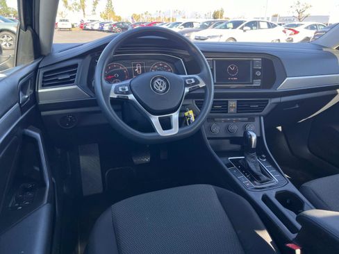 Used 2019 Volkswagen Jetta S w/ Driver Assistance Package image 7