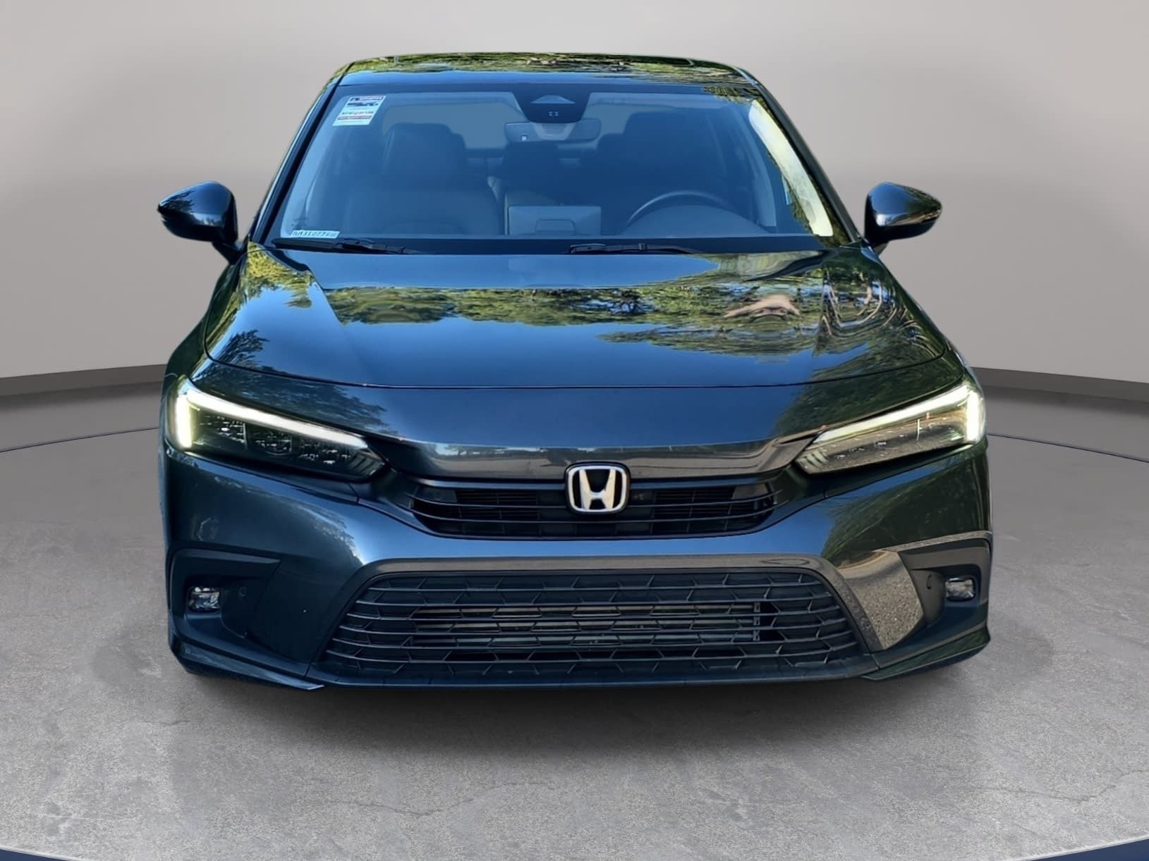 Used 2024 Honda Civic Touring image 2