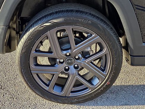 New 2026 Jeep Compass Limited w/ Sun, Sound & Navigation Group image 7