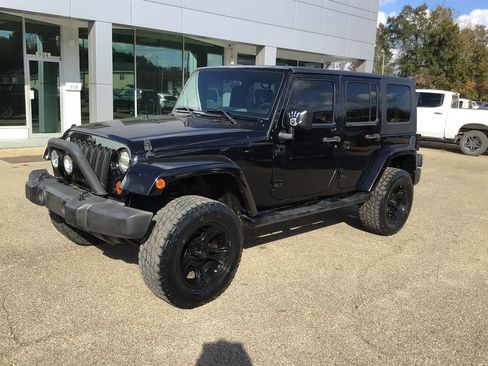 Used 2008 Jeep Wrangler Unlimited Sahara image 3