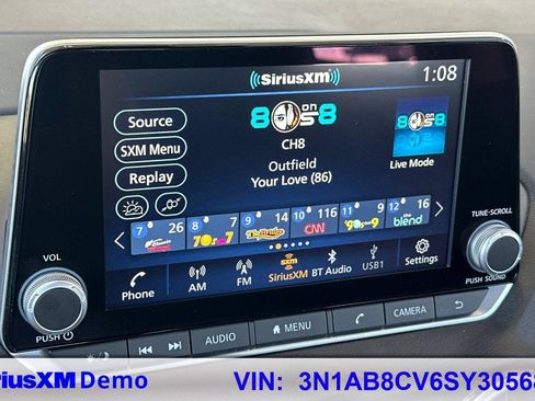 Certified 2025 Nissan Sentra SV FWD image 27