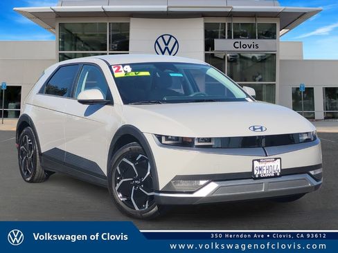 Used 2024 Hyundai Ioniq 5 SE RWD image 1