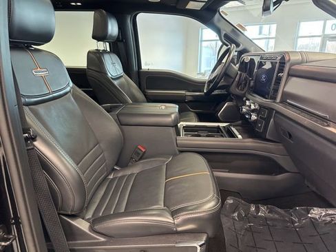 Used 2024 Ford F250 Platinum image 30