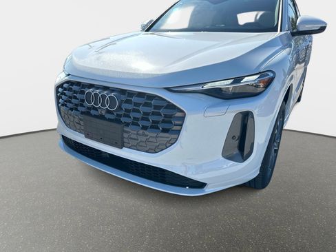 New 2025 Audi Q5 Premium image 8