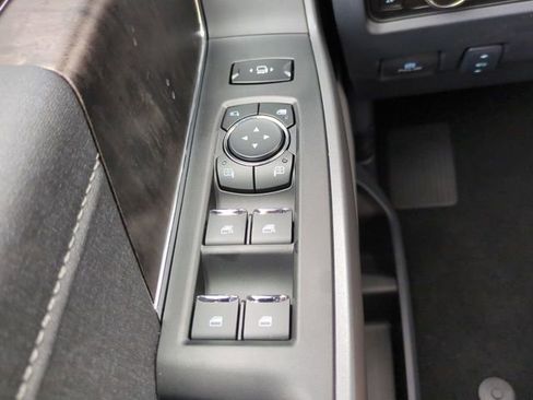 New 2026 Ford F250 Lariat w/ Black Appearance Package AWD/4WD image 25
