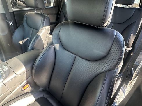 Used 2023 Hyundai Santa Fe SEL w/ Premium Package image 8