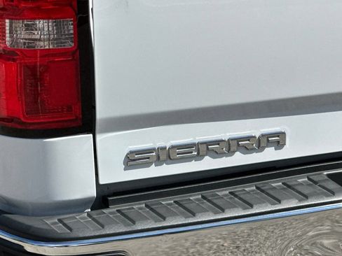 Used 2017 GMC Sierra 1500 2WD Regular Cab image 22