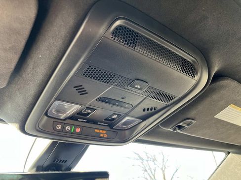 Certified 2024 Cadillac XT5 Sportv w/ Platinum Package image 38