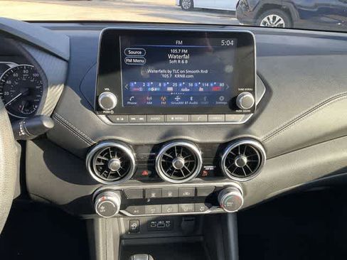 Used 2024 Nissan Sentra SV image 20