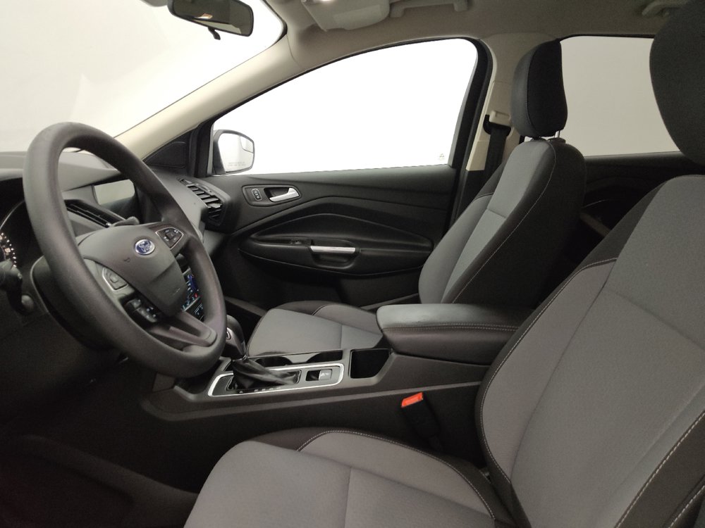 Used 2019 Ford Escape SE FWD image 17