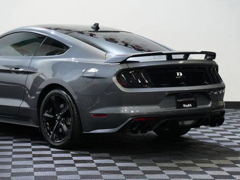Used 2021 Ford Mustang GT RWD image 15