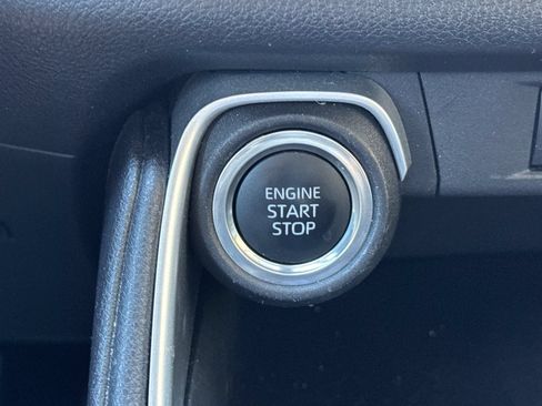 Certified 2025 Toyota Grand Highlander AWD image 37