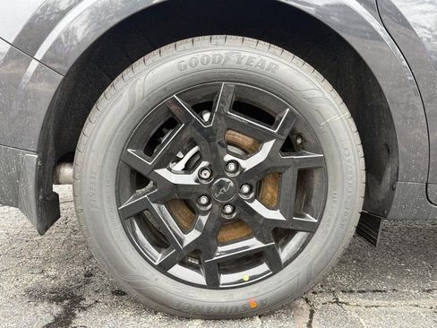 New 2026 Kia Carnival SX image 10