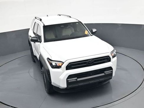 Used 2025 Toyota 4Runner SR5 image 31