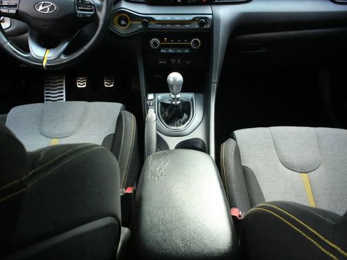 Used 2019 Hyundai Veloster Turbo R-Spec FWD image 25