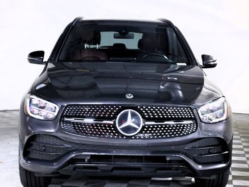 Used 2020 Mercedes-Benz GLC 300 4MATIC image 2