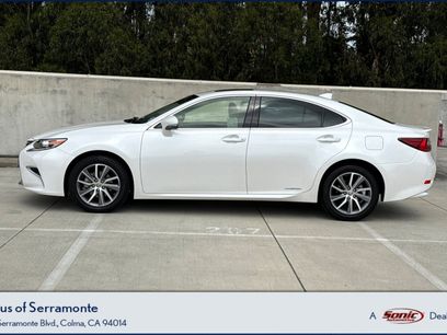 Used 2018 Lexus ES 300h w/ Luxury Package
