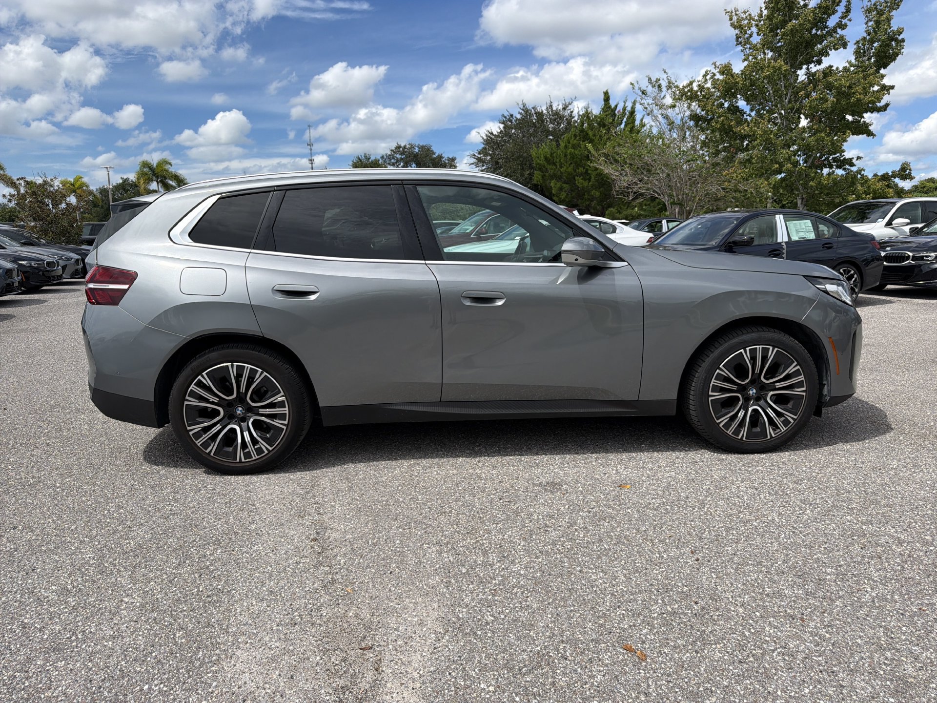 Used 2025 BMW X3 xDrive30i AWD/4WD image 4