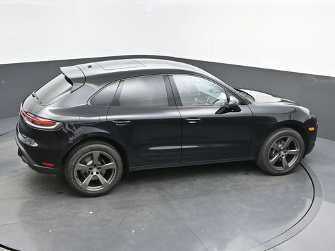 New 2026 Porsche Macan image 37