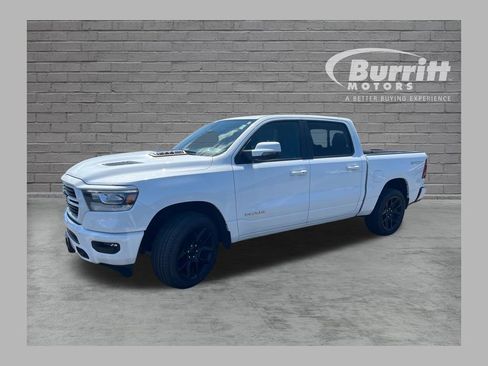 Used 2023 RAM 1500 Laramie AWD/4WD image 1