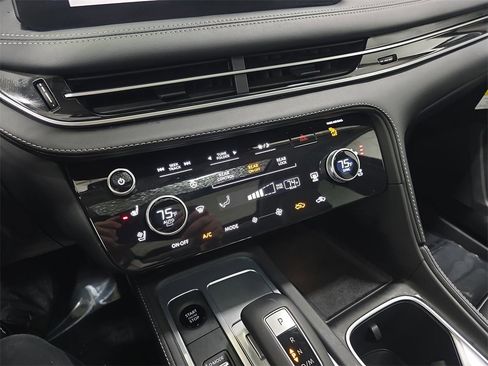 Certified 2026 INFINITI QX60 Luxe w/ Cargo Package image 21