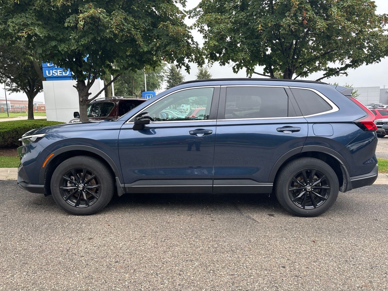 Used 2024 Honda CR-V Sport-L image 3