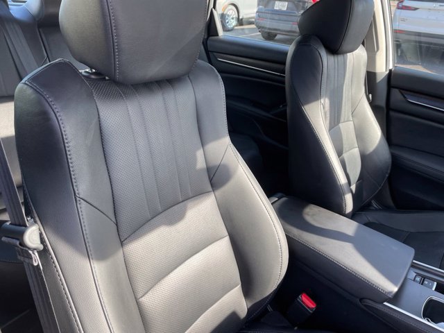 Used 2021 Honda Accord EX-L image 10