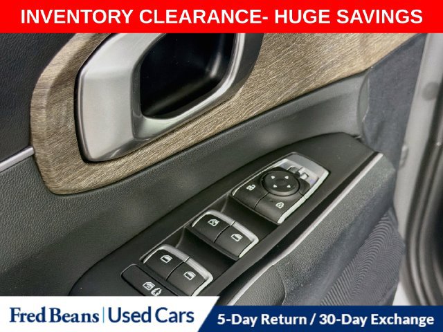 Used 2023 Kia Sorento S AWD/4WD image 25