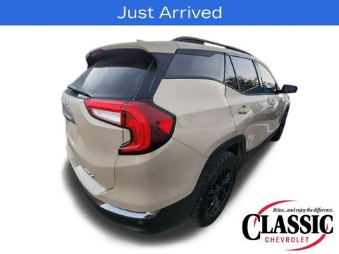 Used 2023 GMC Terrain AT4 w/ Infotainment Package II image 11