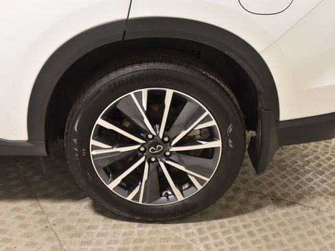 Certified 2026 INFINITI QX60 Luxe w/ Family Package image 38