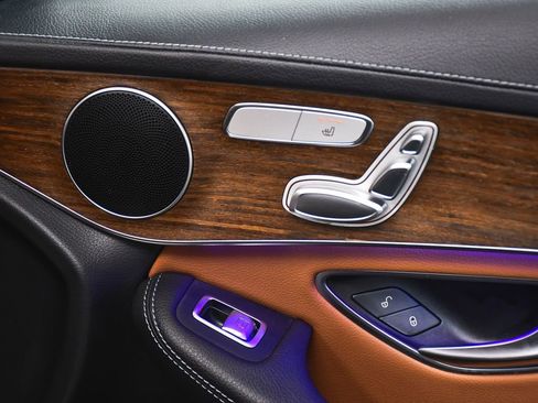 Used 2022 Mercedes-Benz GLC 300 4MATIC Coupe image 15