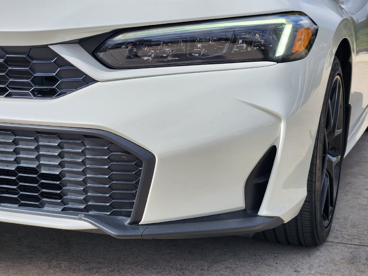 Used 2025 Honda Civic Sport image 9