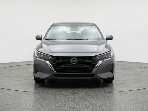 Used 2025 Nissan Sentra SV FWD image 2