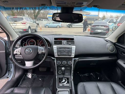 Used 2009 MAZDA MAZDA6 s Grand Touring w/ Moonroof & Bose Pkg image 16