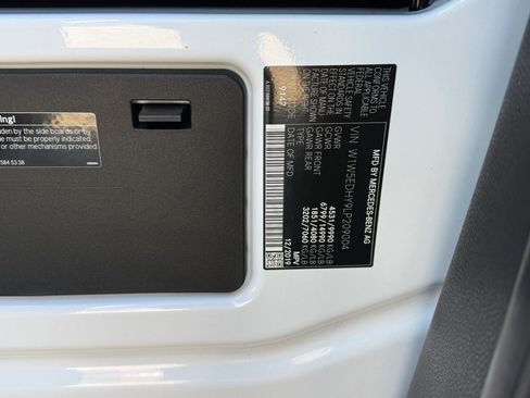 Used 2020 Mercedes-Benz Sprinter 3500 w/ Exterior Lighting Package image 24