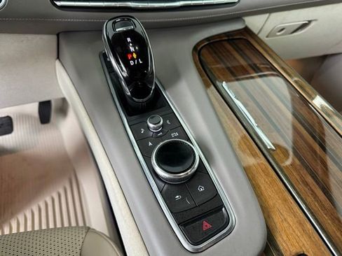 Used 2022 Cadillac Escalade Sport Platinum w/ Heavy-Duty Trailer Package image 34