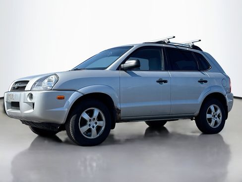 Used 2007 Hyundai Tucson GLS image 12