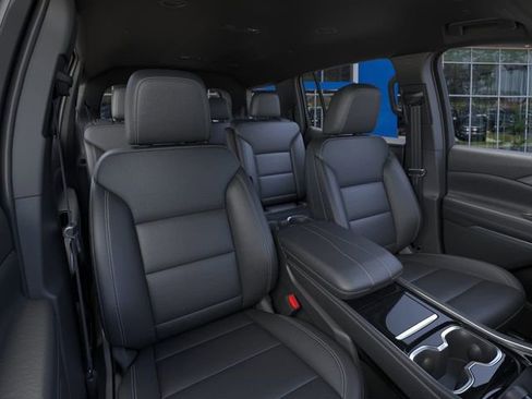 New 2026 Chevrolet Traverse LT image 16