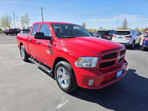 Used 2018 RAM 1500 Express w/ Express Value Package image 3
