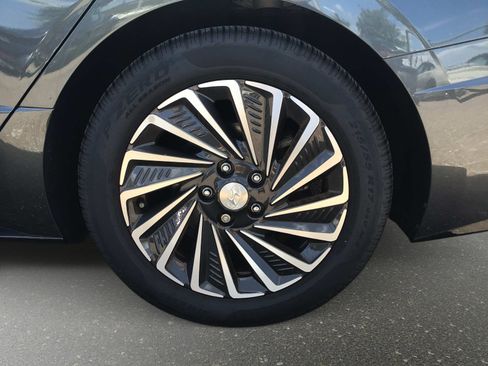 Used 2023 Hyundai Sonata SEL FWD image 7