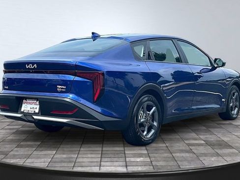 Used 2025 Kia K4 FWD image 6