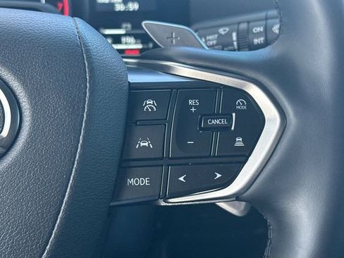 Used 2024 Lexus GX 550 w/ Accessory Package (31) image 28