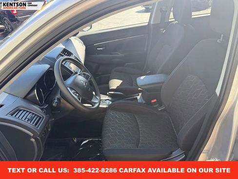 Used 2025 Mitsubishi Outlander Sport AWD image 25