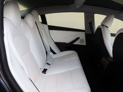 Used 2024 Tesla Model 3 Standard Range RWD image 22