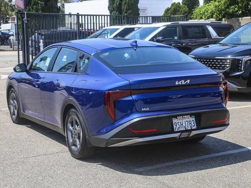Certified 2025 Kia K4 FWD image 8