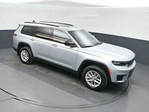New 2026 Jeep Grand Cherokee L 4WD image 30